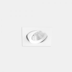 AG21-13V9S1BB14 – DOWNLIGHT PLAY FLAT SQUARE ADJUSTABLE LED BLANCO CÁLIDO – 2700K CRI 92 18.5º B
